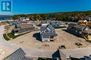 












10 MAGAZINE STREET

,
Penetanguishene,




Ontario
L9M0W6

