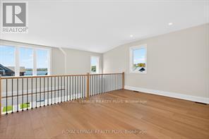 












10 MAGAZINE STREET

,
Penetanguishene,




Ontario
L9M0W6

