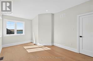












10 MAGAZINE STREET

,
Penetanguishene,




Ontario
L9M0W6


