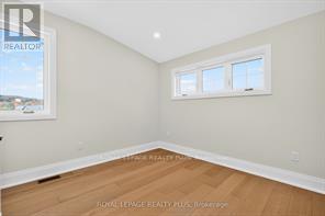












10 MAGAZINE STREET

,
Penetanguishene,




Ontario
L9M0W6

