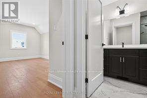 












10 MAGAZINE STREET

,
Penetanguishene,




Ontario
L9M0W6

