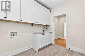 












10 MAGAZINE STREET

,
Penetanguishene,




Ontario
L9M0W6

