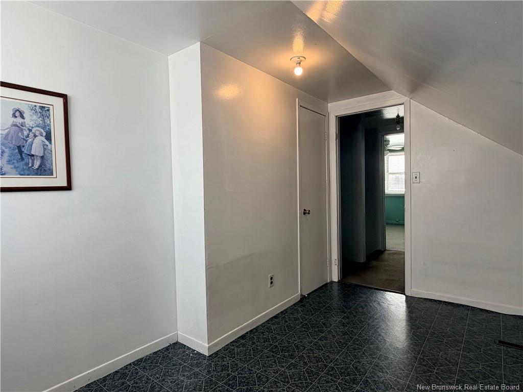 









6585


Route 11

,
Clifton,




NB
E2A 5L7

