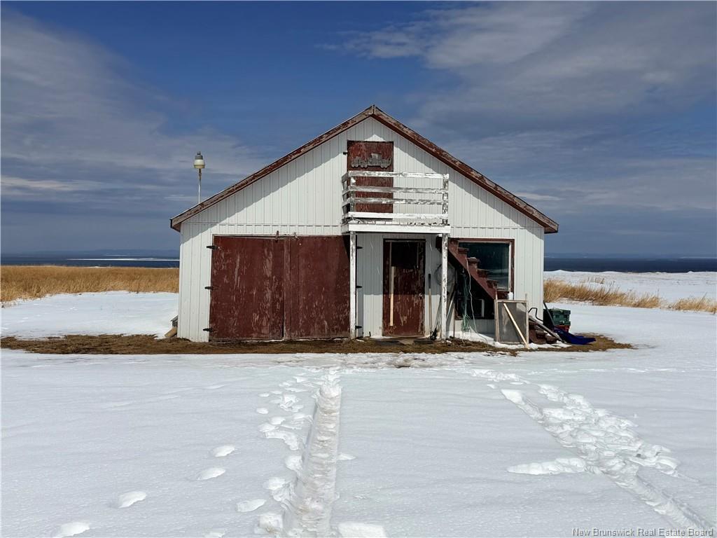 









6585


Route 11

,
Clifton,




NB
E2A 5L7

