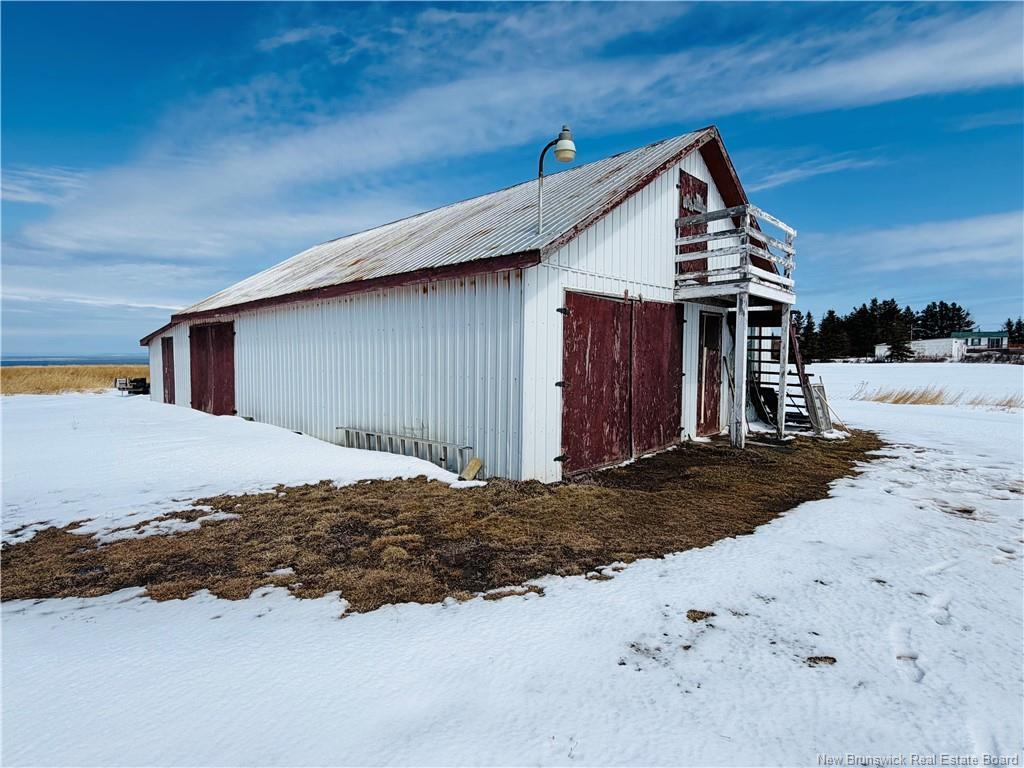 









6585


Route 11

,
Clifton,




NB
E2A 5L7

