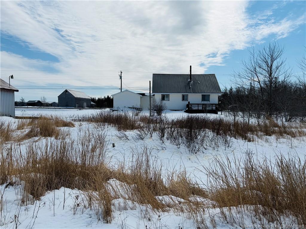 









6585


Route 11

,
Clifton,




NB
E2A 5L7

