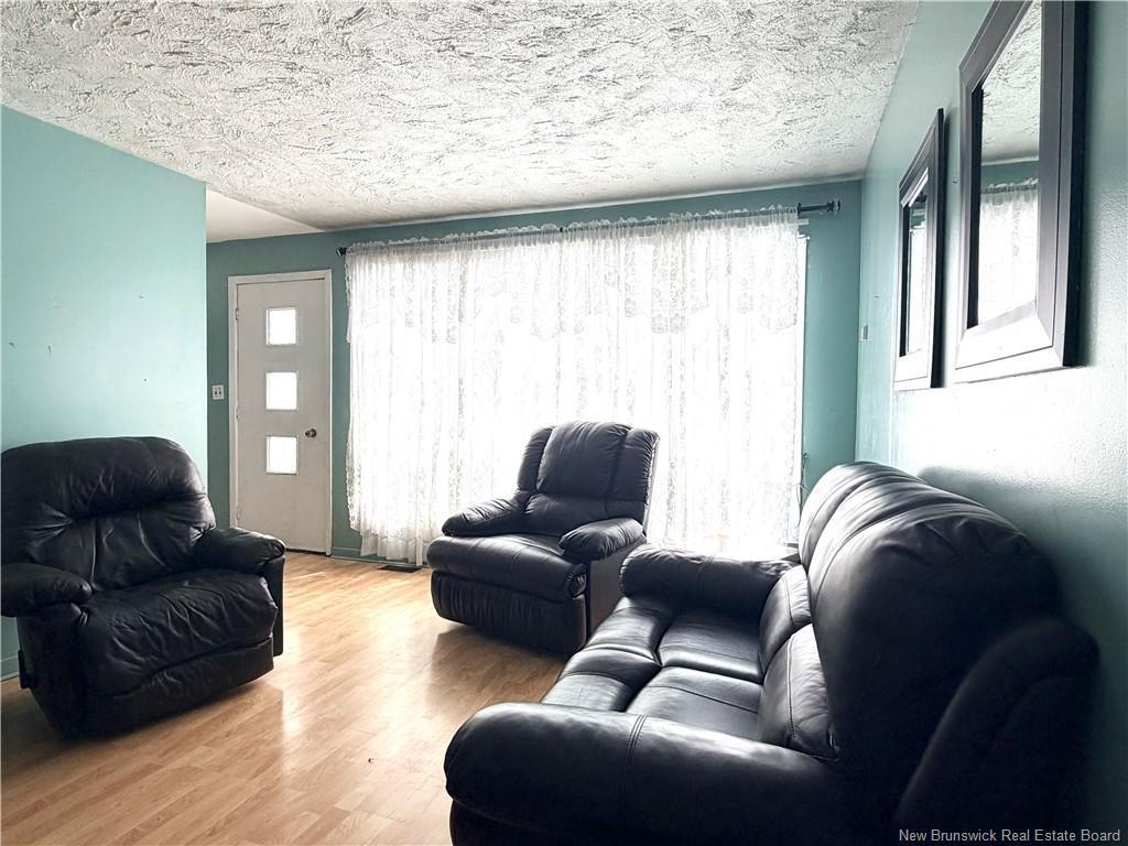 









6585


Route 11

,
Clifton,




NB
E2A 5L7

