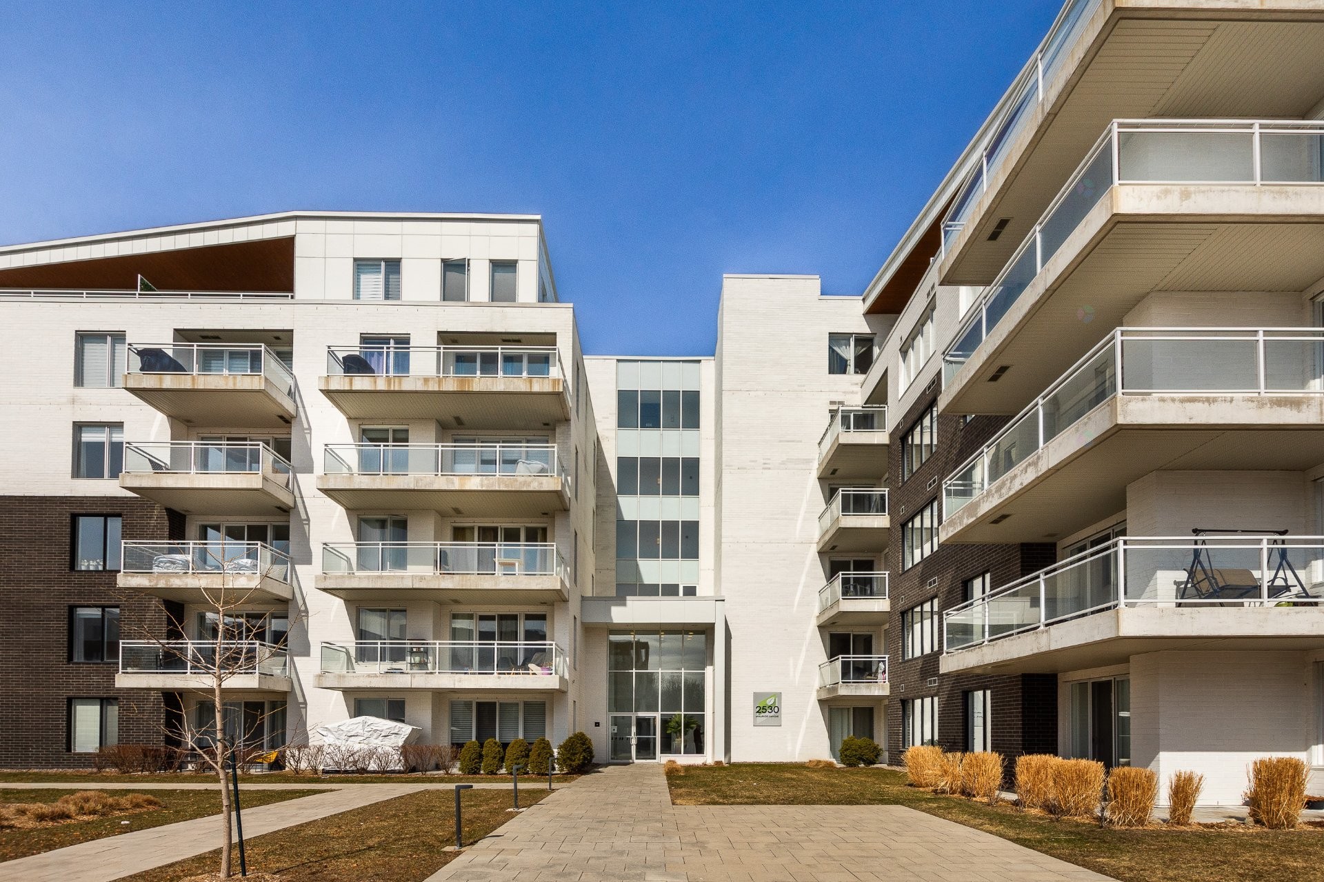 









2530


Rue Maurice-Savoie

, 503,
Longueuil (Le Vieux-Longueuil),




QC
J4N0K2

