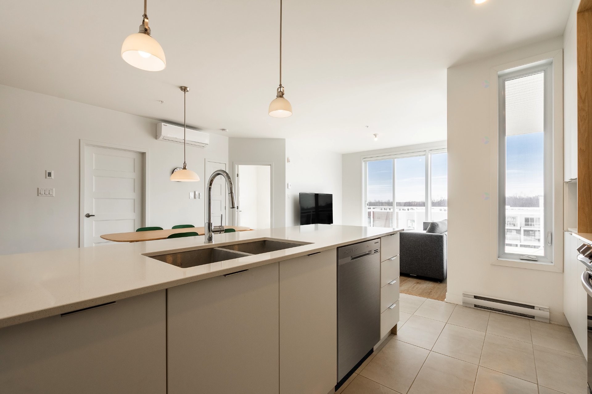 









2530


Rue Maurice-Savoie

, 503,
Longueuil (Le Vieux-Longueuil),




QC
J4N0K2

