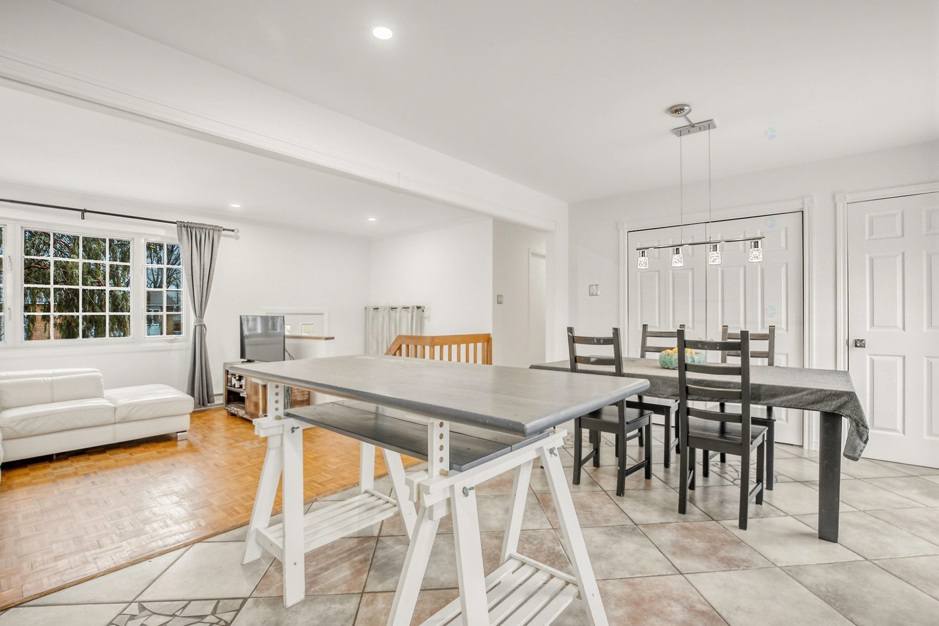 









855


Rue Beauchemin

,
Beloeil,




QC
J3G2Z8

