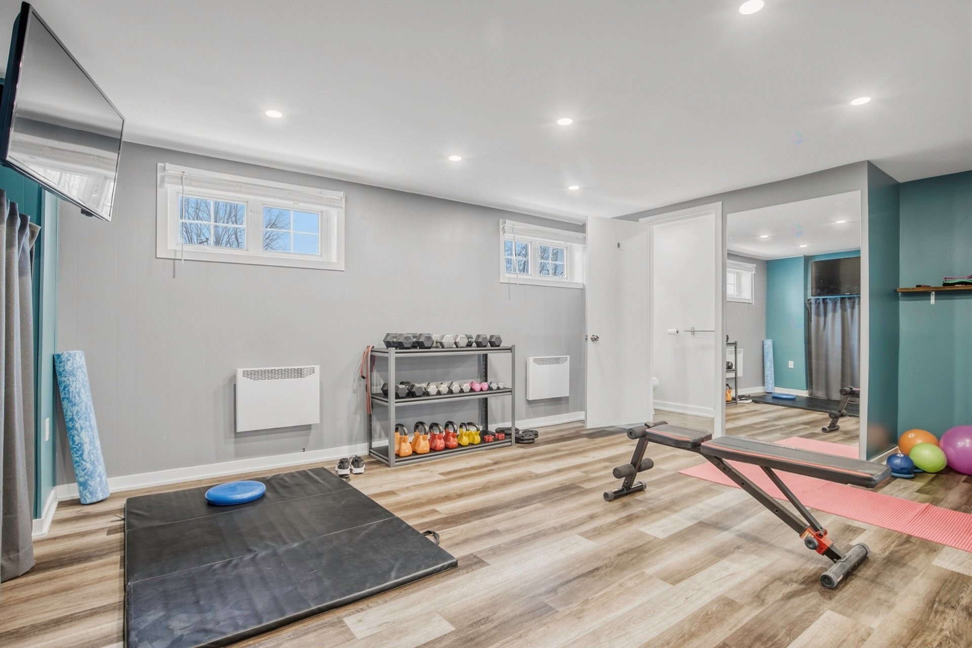 









855


Rue Beauchemin

,
Beloeil,




QC
J3G2Z8


