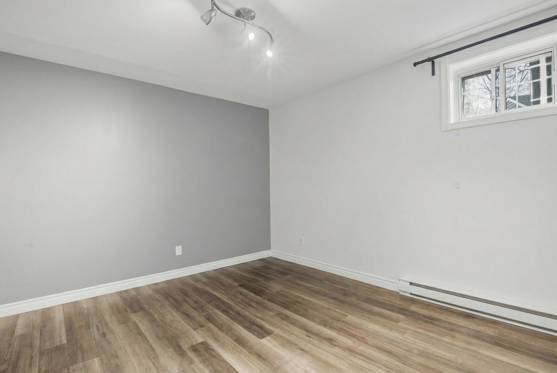 









855


Rue Beauchemin

,
Beloeil,




QC
J3G2Z8

