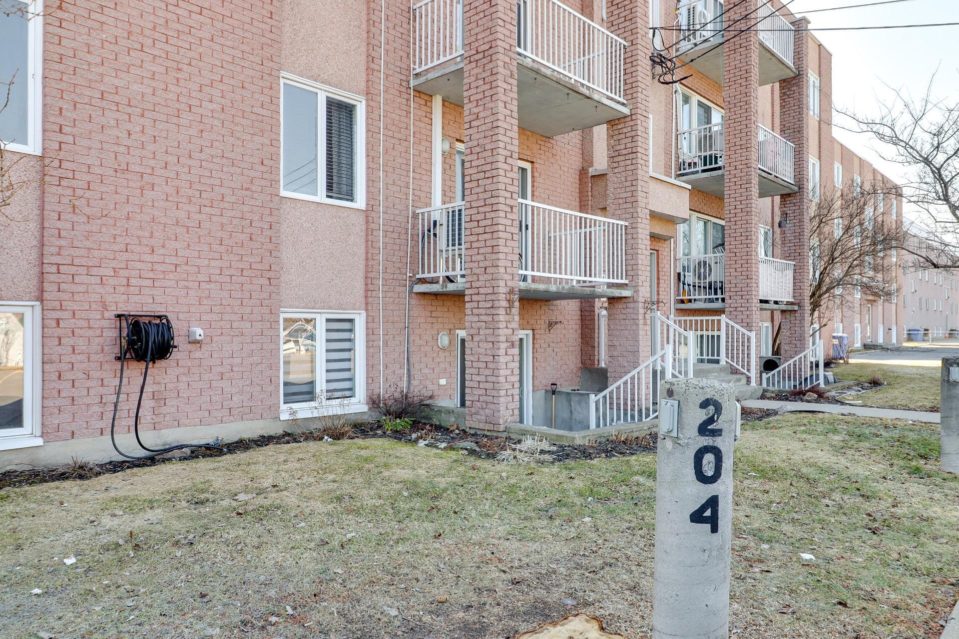 









1239


Boul. Iberville

, 204,
Repentigny (Repentigny),




QC
J5Y3H7

