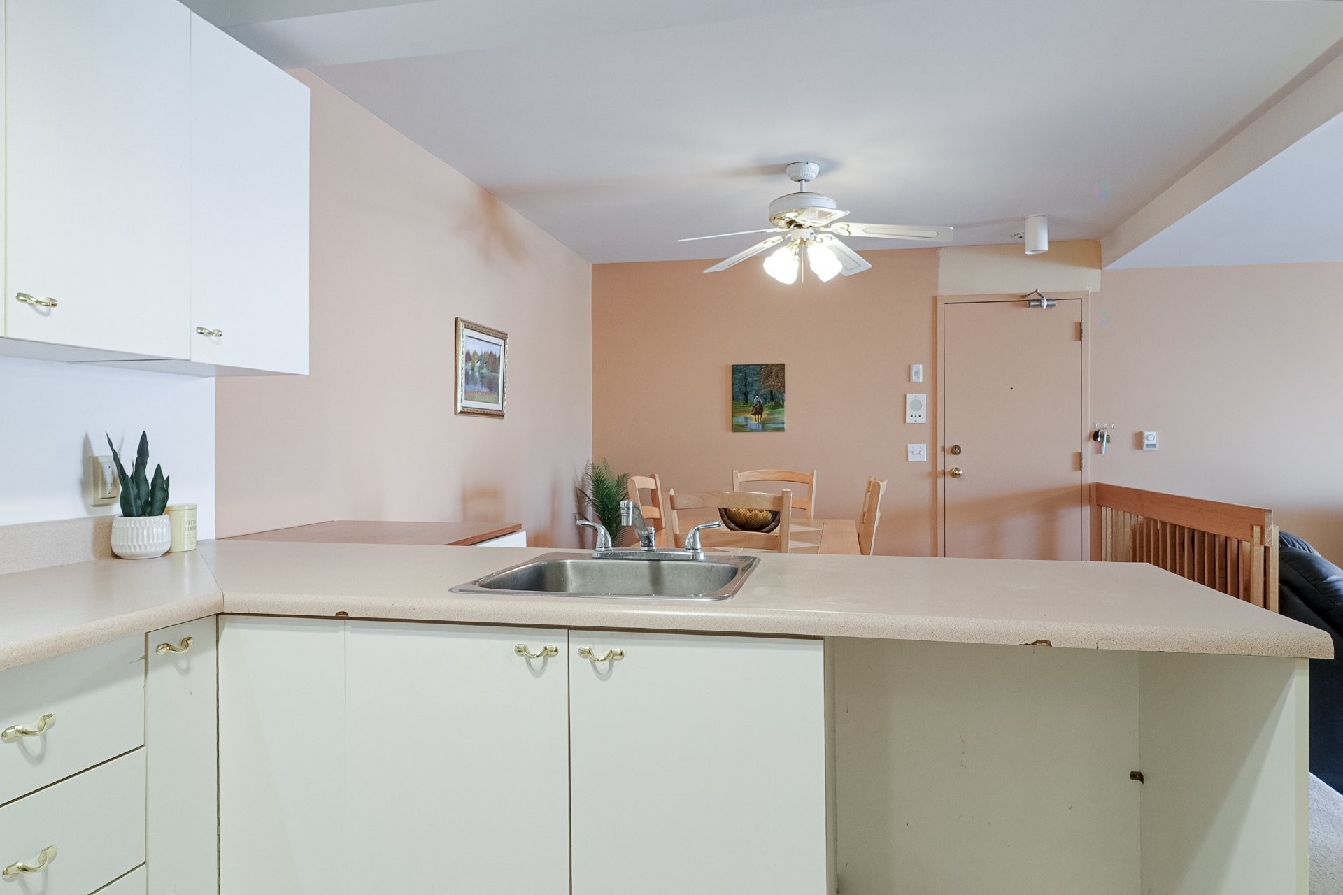 









1239


Boul. Iberville

, 204,
Repentigny (Repentigny),




QC
J5Y3H7

