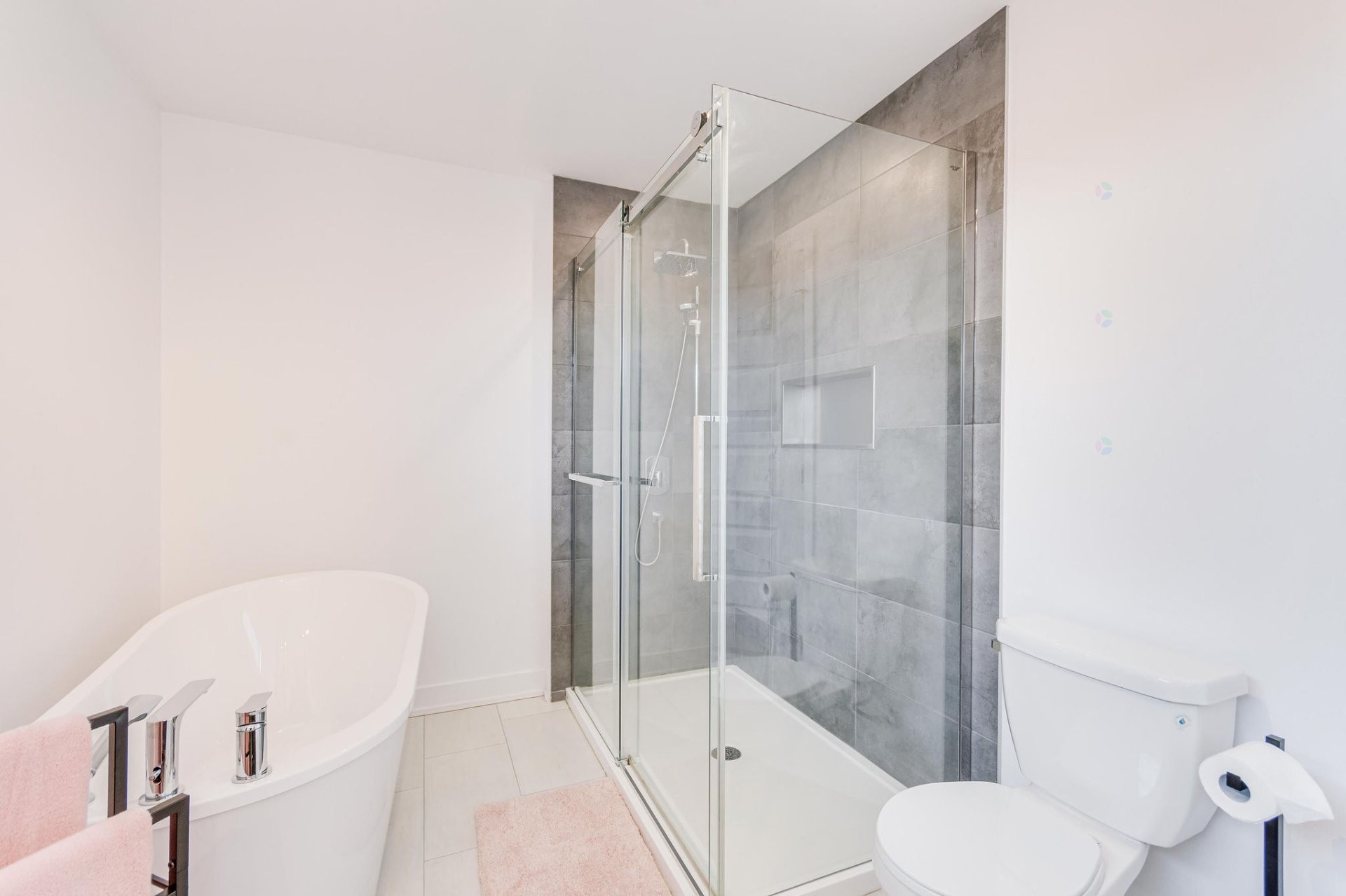 









245


Ch. Lamoureux

,
Cantley,




QC
J8V3M5

