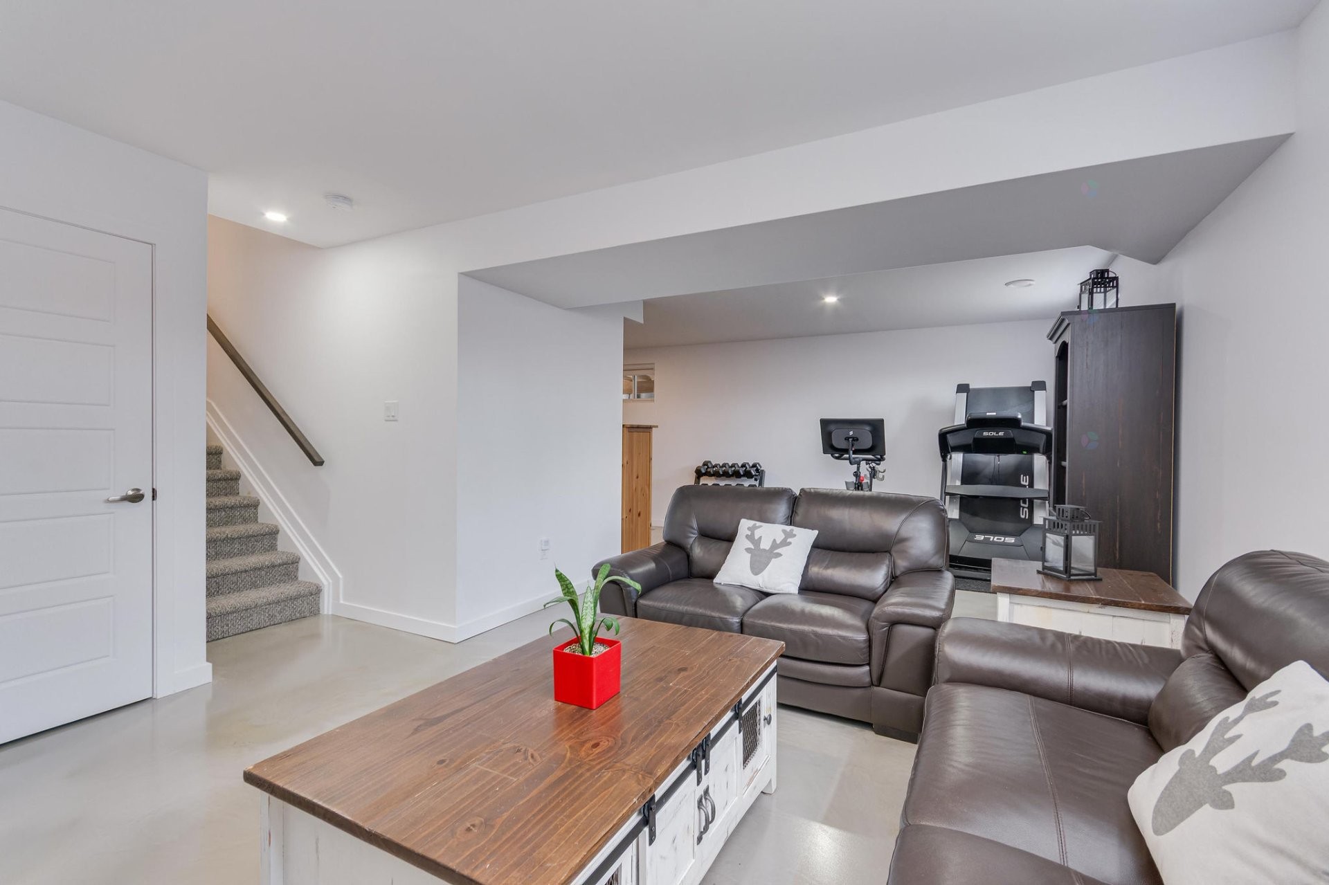 









245


Ch. Lamoureux

,
Cantley,




QC
J8V3M5

