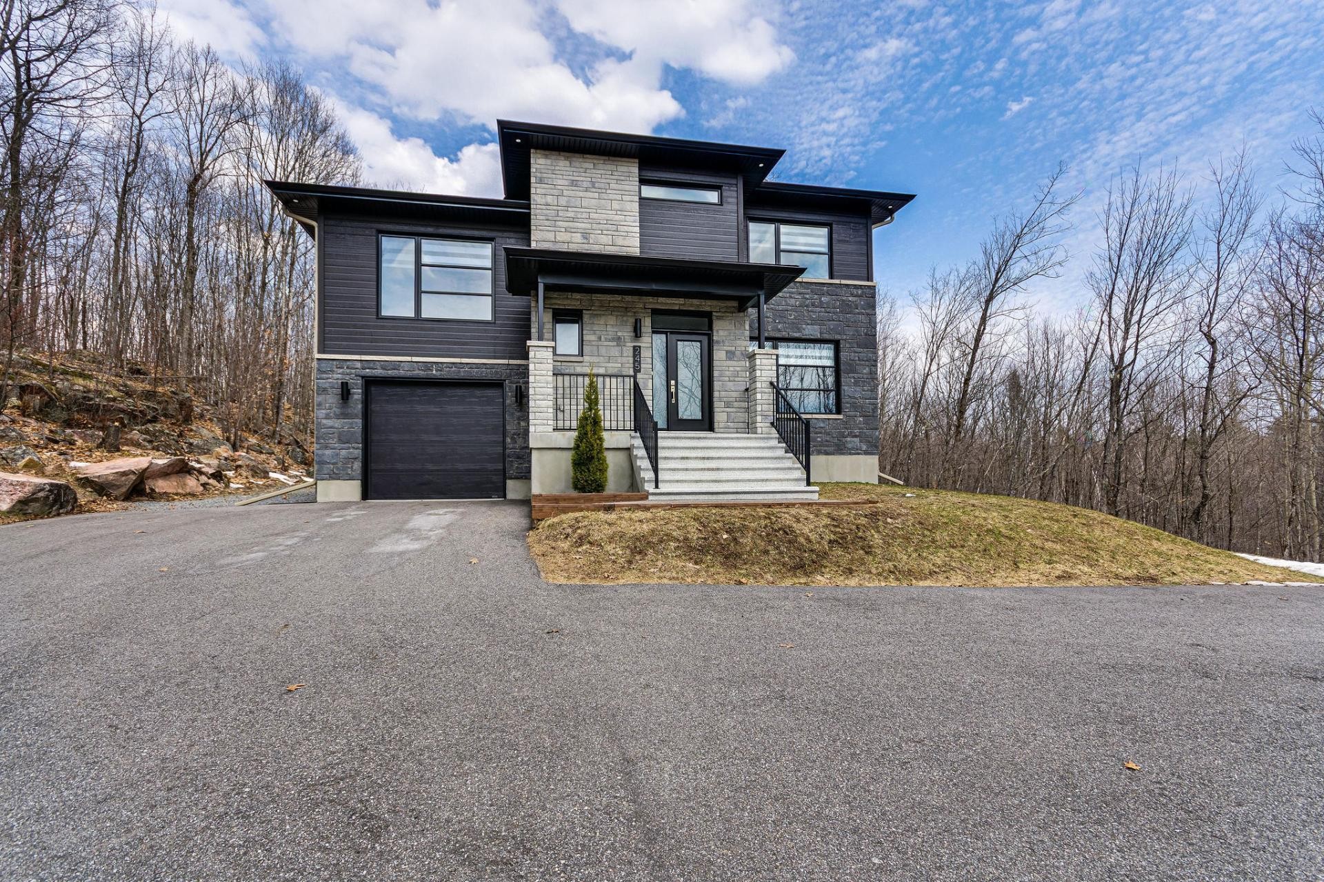 









245


Ch. Lamoureux

,
Cantley,




QC
J8V3M5

