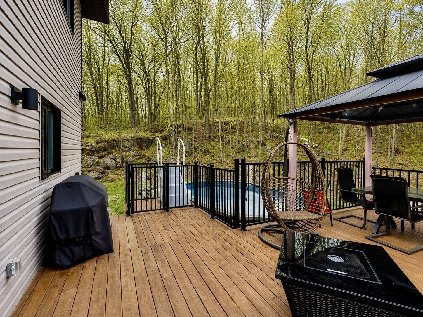 









245


Ch. Lamoureux

,
Cantley,




QC
J8V3M5

