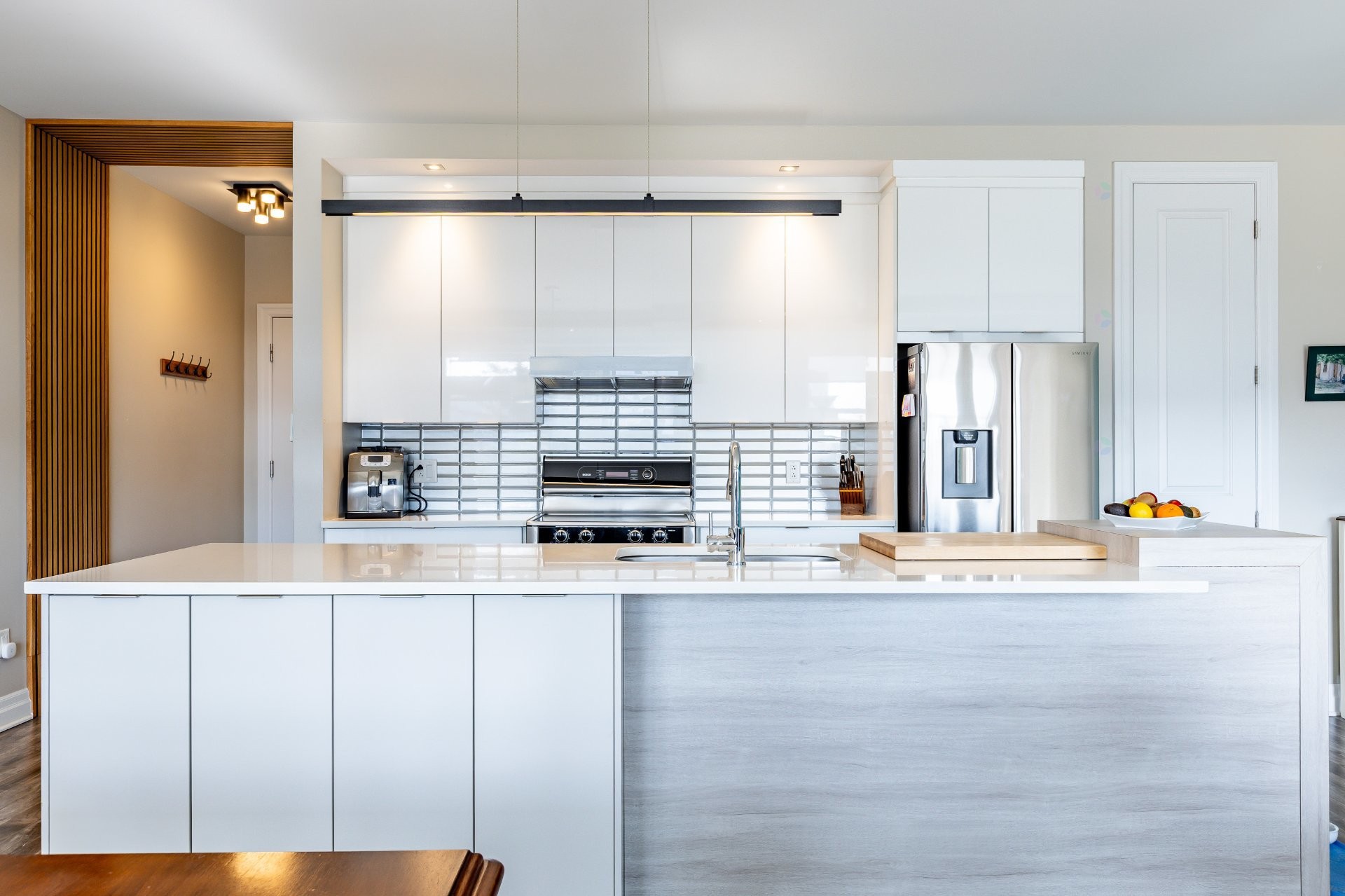 









653


Boul. de l'Ange-Gardien

, 201,
L'Assomption,




QC
J5W1T1

