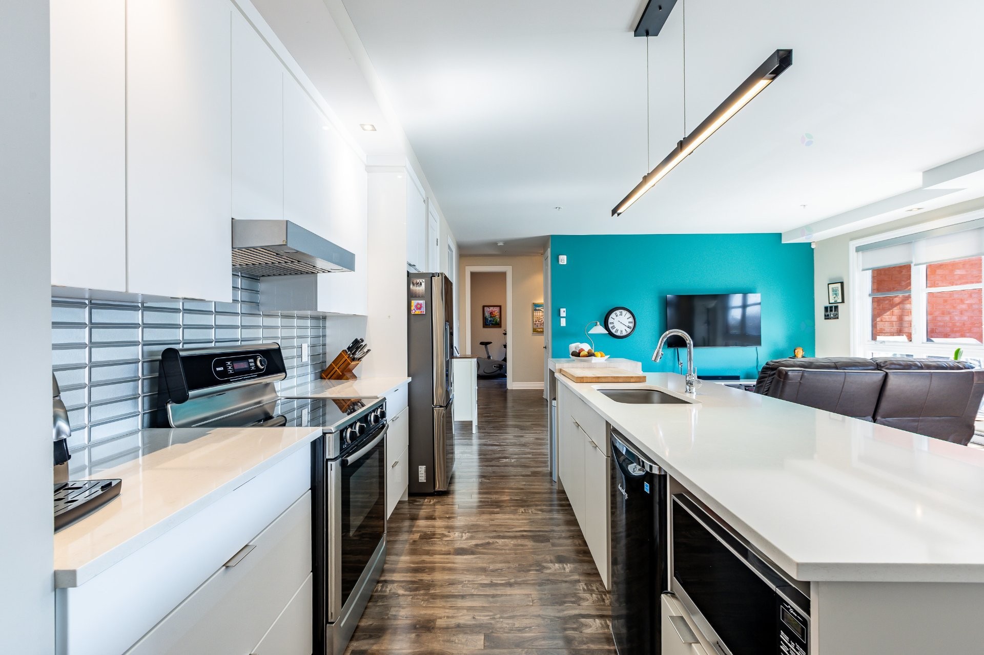 









653


Boul. de l'Ange-Gardien

, 201,
L'Assomption,




QC
J5W1T1

