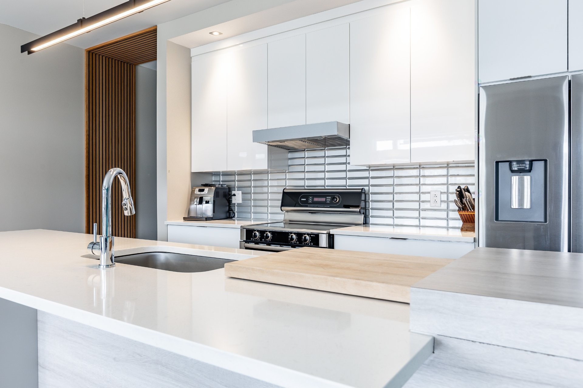 









653


Boul. de l'Ange-Gardien

, 201,
L'Assomption,




QC
J5W1T1

