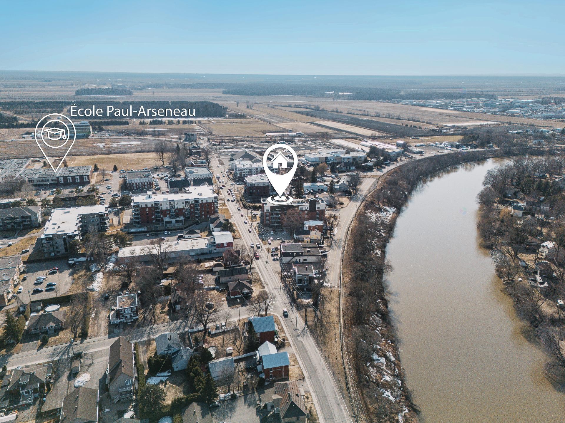 









653


Boul. de l'Ange-Gardien

, 201,
L'Assomption,




QC
J5W1T1


