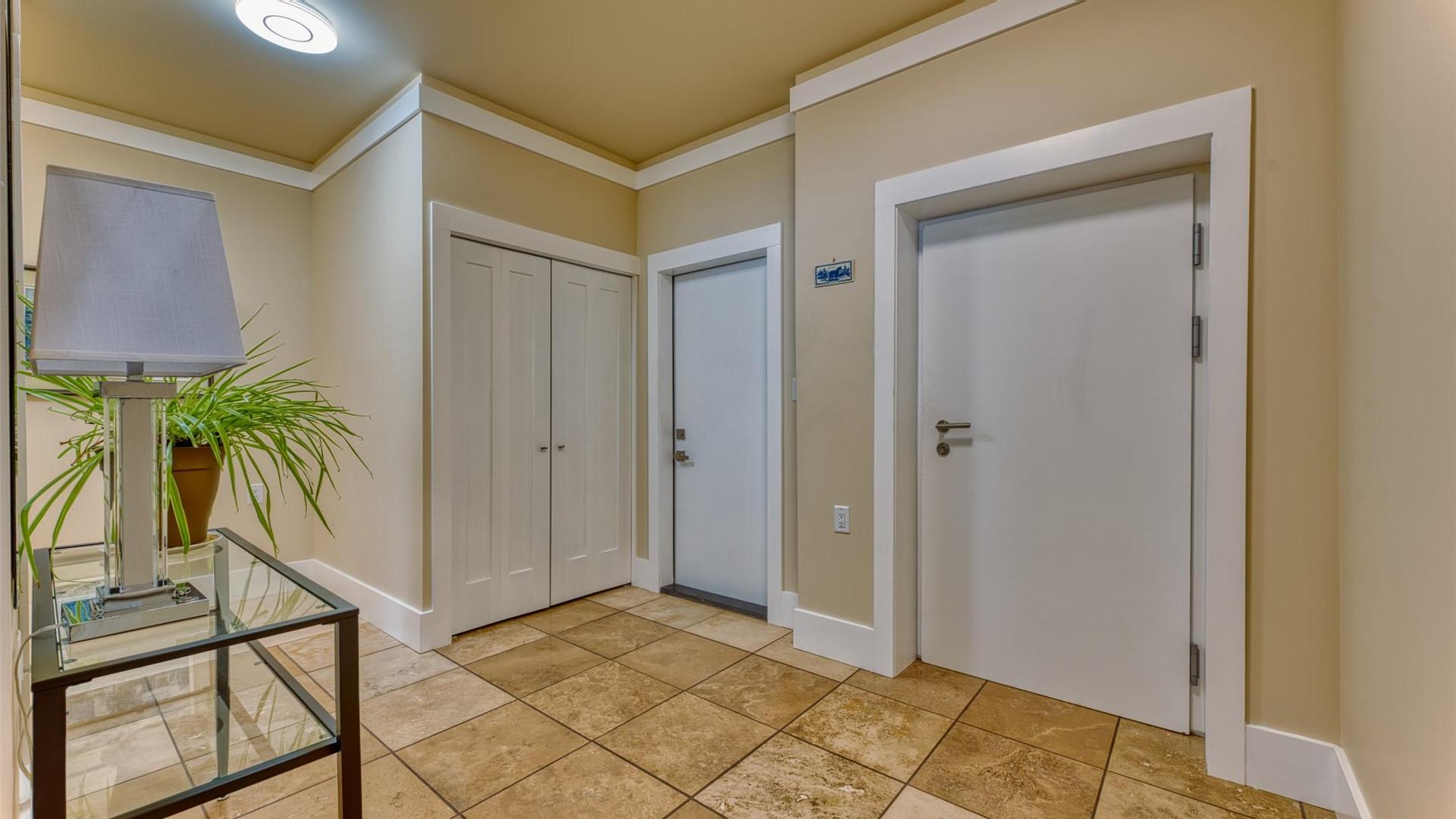 









514


Mountain

Drive,
Vernon,




BC
V1H 2B8

