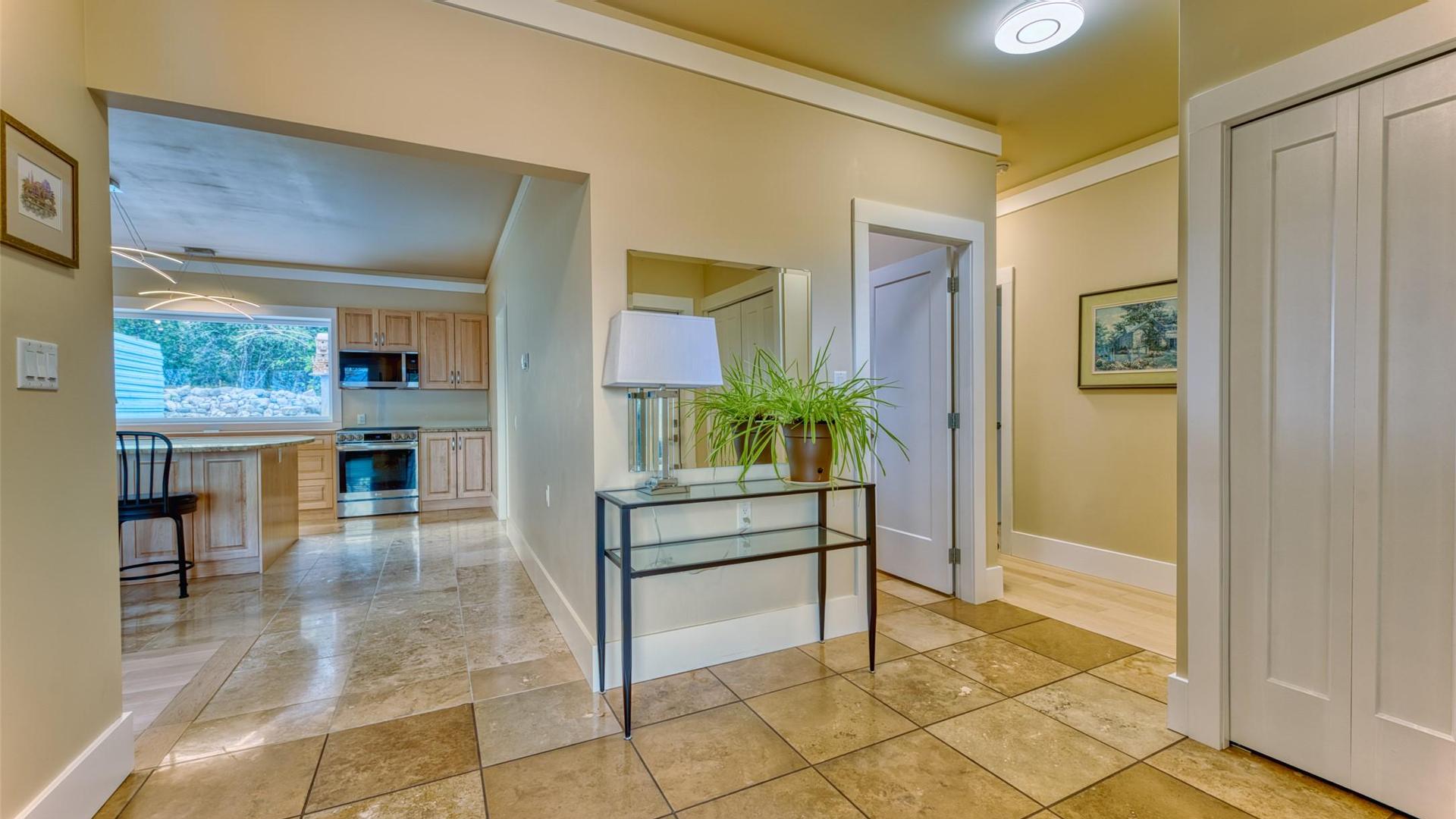 









514


Mountain

Drive,
Vernon,




BC
V1H 2B8

