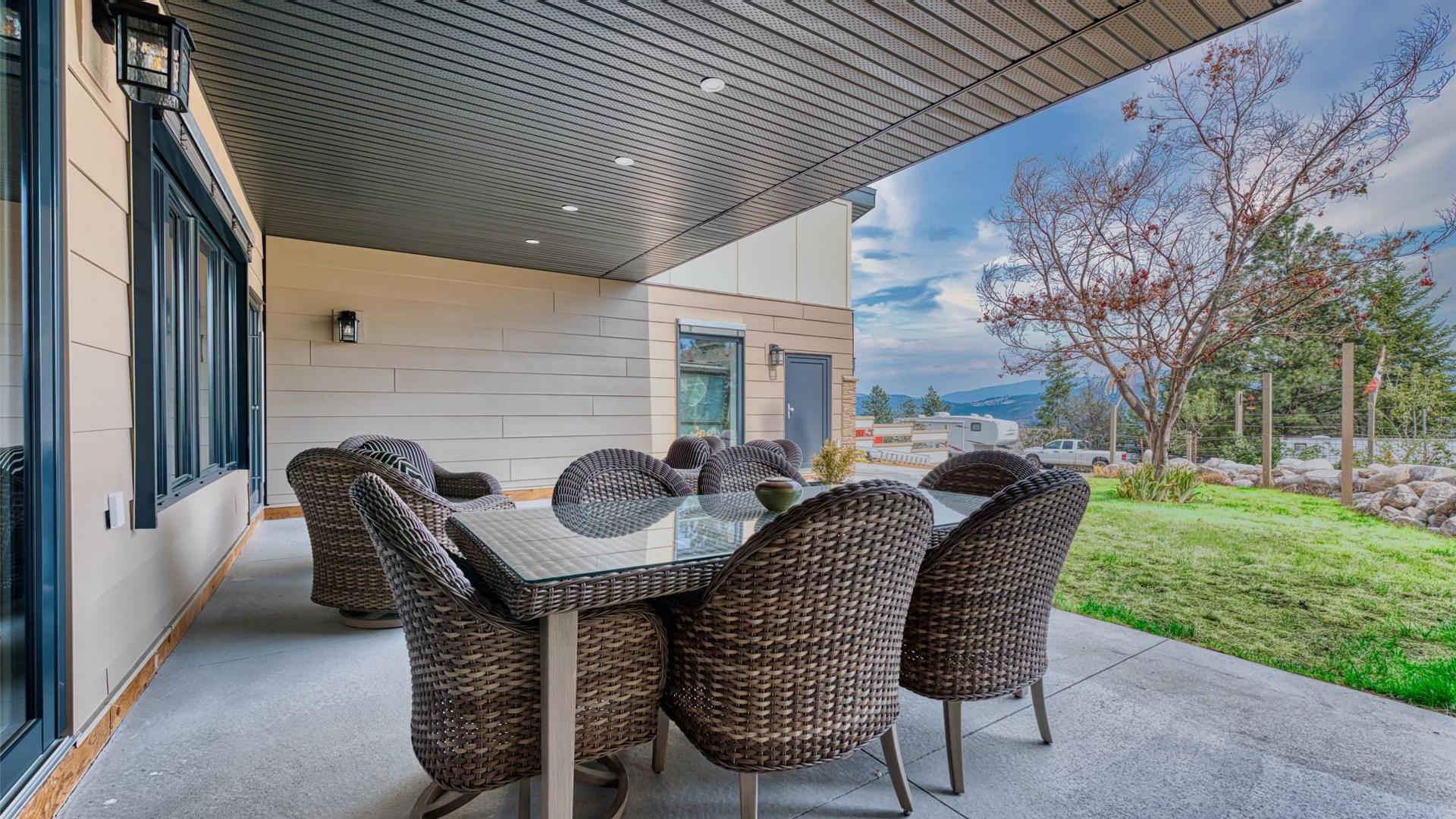 









514


Mountain

Drive,
Vernon,




BC
V1H 2B8

