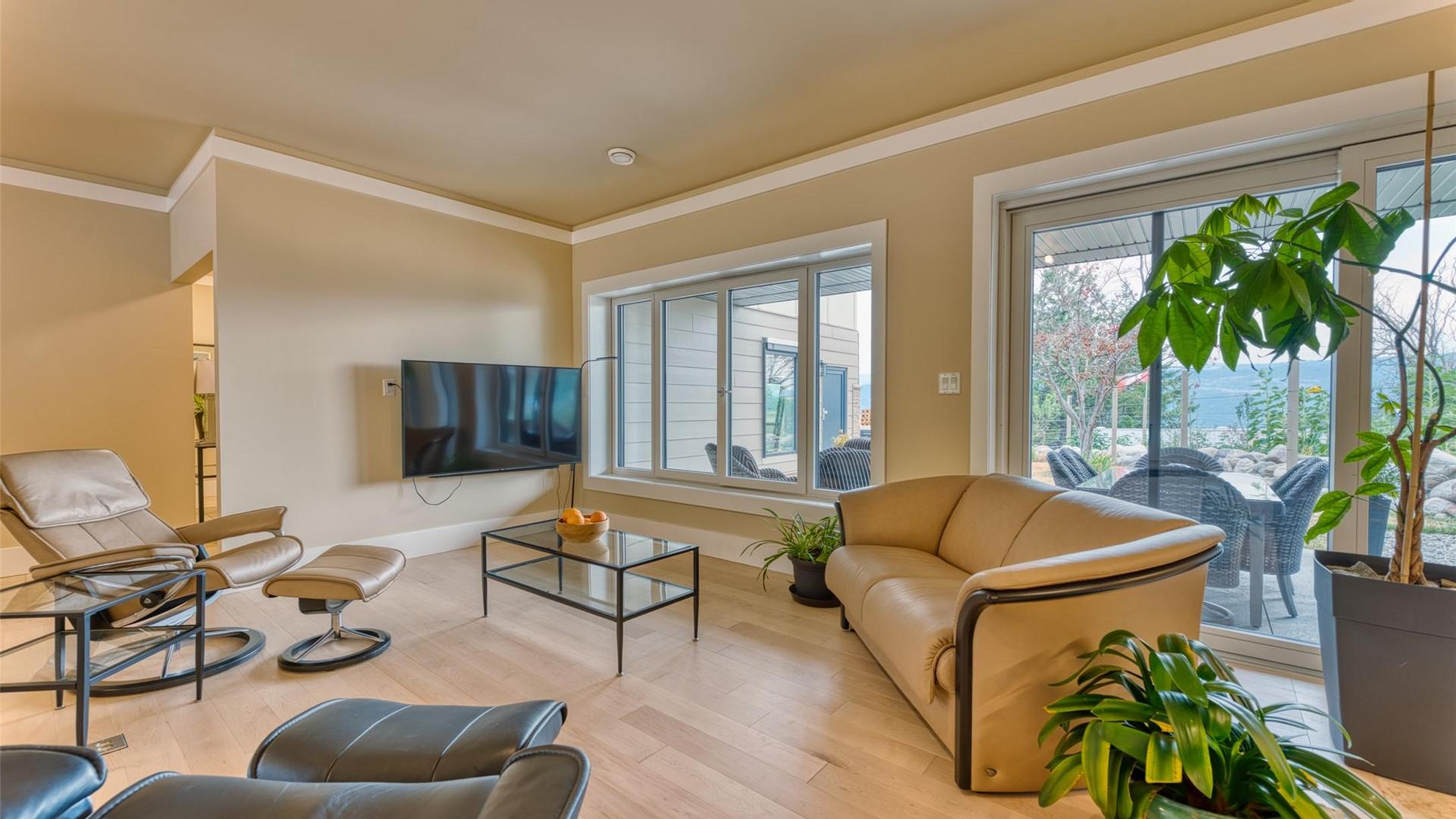 









514


Mountain

Drive,
Vernon,




BC
V1H 2B8

