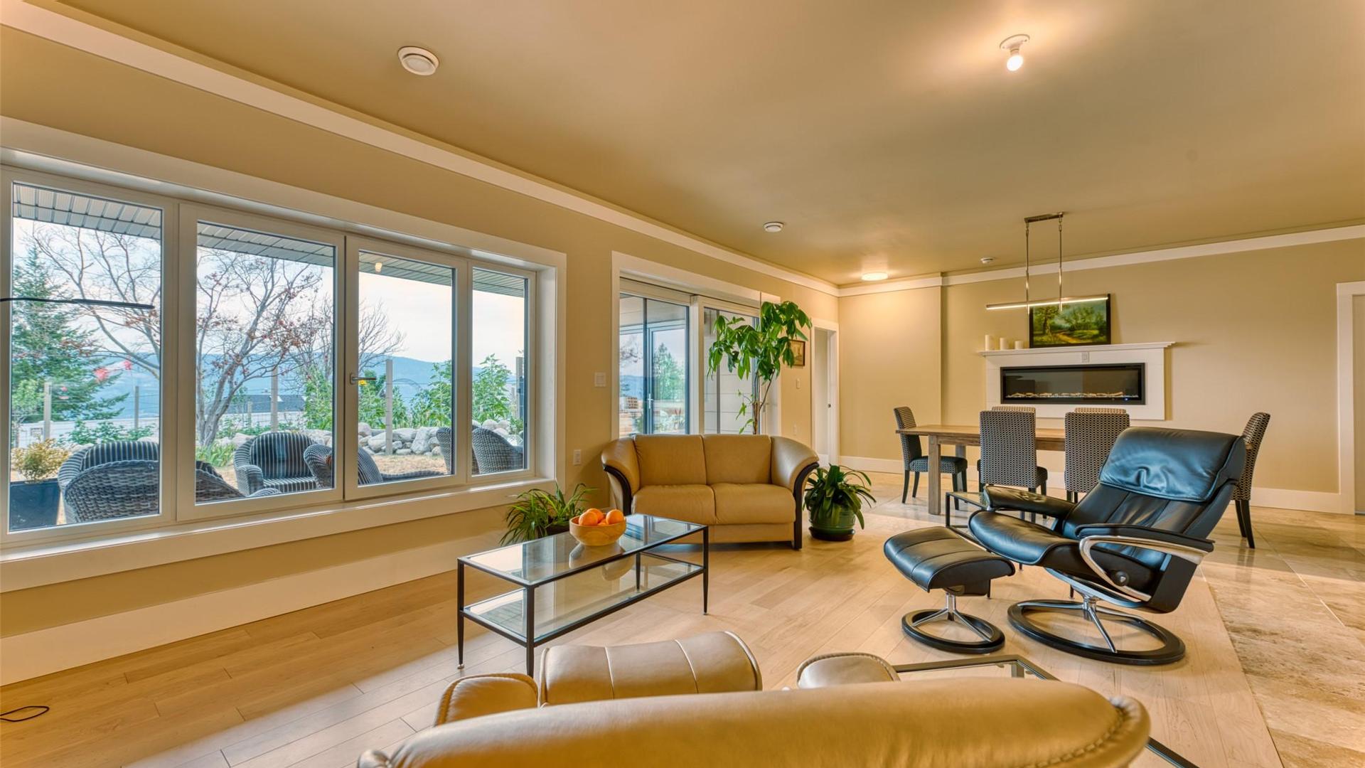 









514


Mountain

Drive,
Vernon,




BC
V1H 2B8

