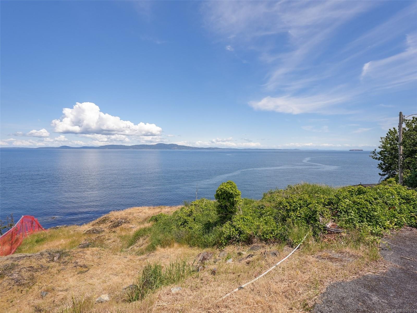 









6000


Lockehaven

Dr,
Saanich,




BC
V8N 4J5

