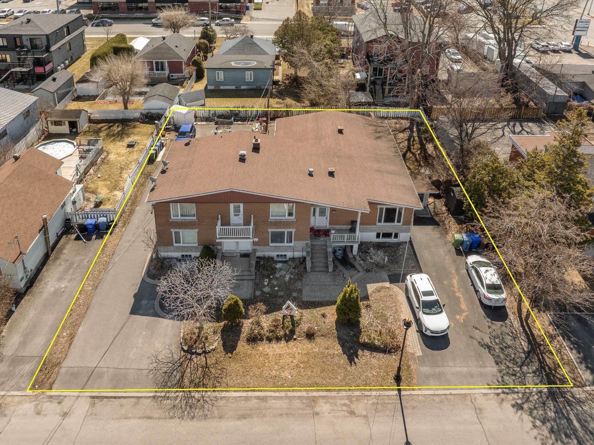 









640

 - 644B


Rue St-Joseph

,
Chambly,




QC
J3L1H8

