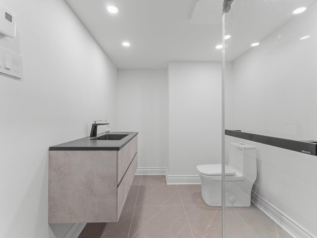 









52


Rue de Rochebonne

,
Blainville,




QC
J7B1W8

