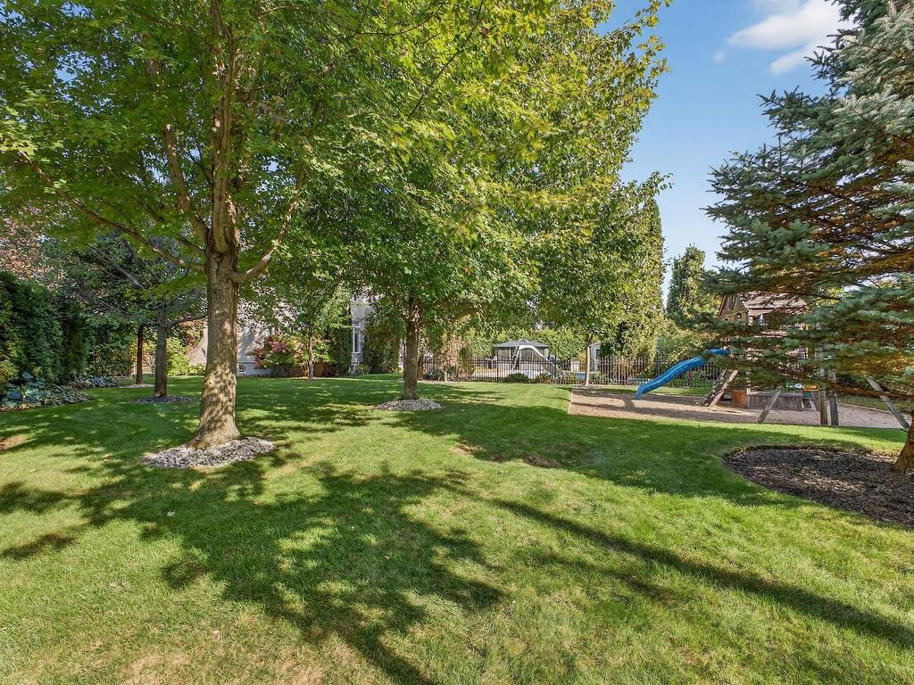 









52


Rue de Rochebonne

,
Blainville,




QC
J7B1W8

