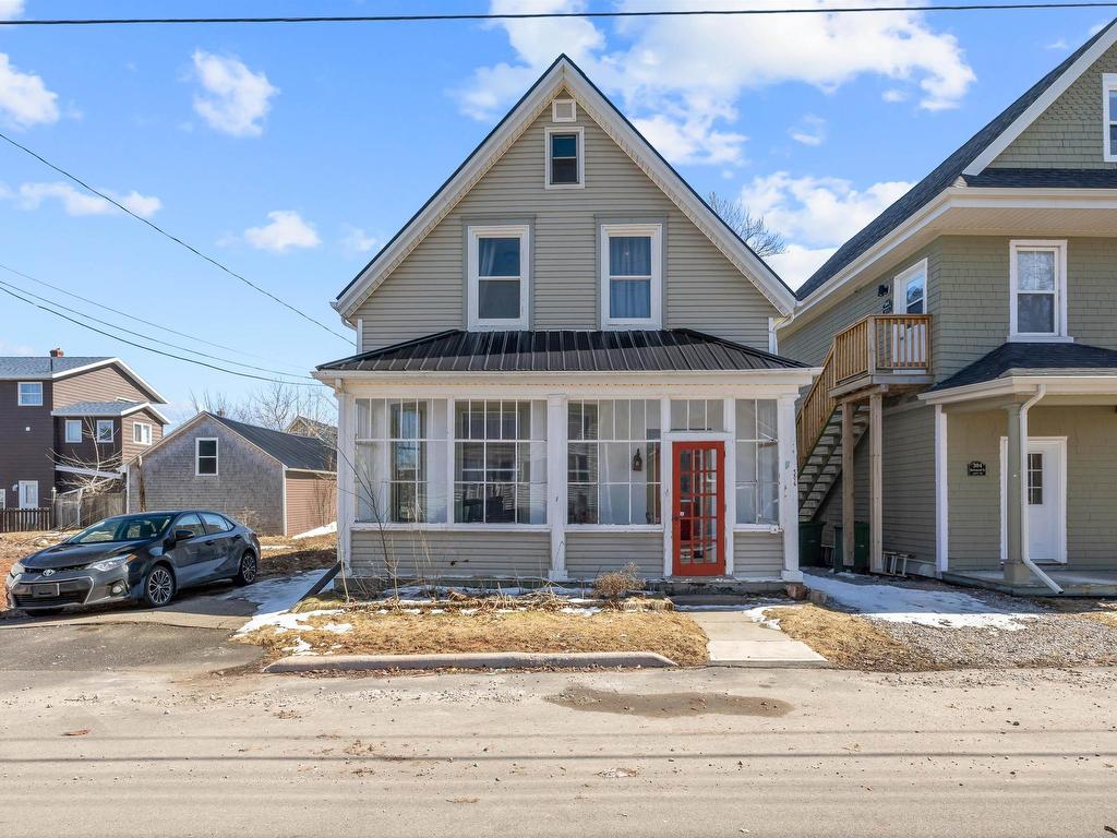 












306 Richmond Street

,
Charlottetown,




PE
C1A 1J9

