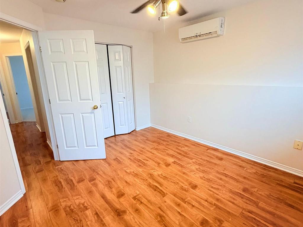












102 Abrams Way

,
Spryfield,




NS
B3P 2S1

