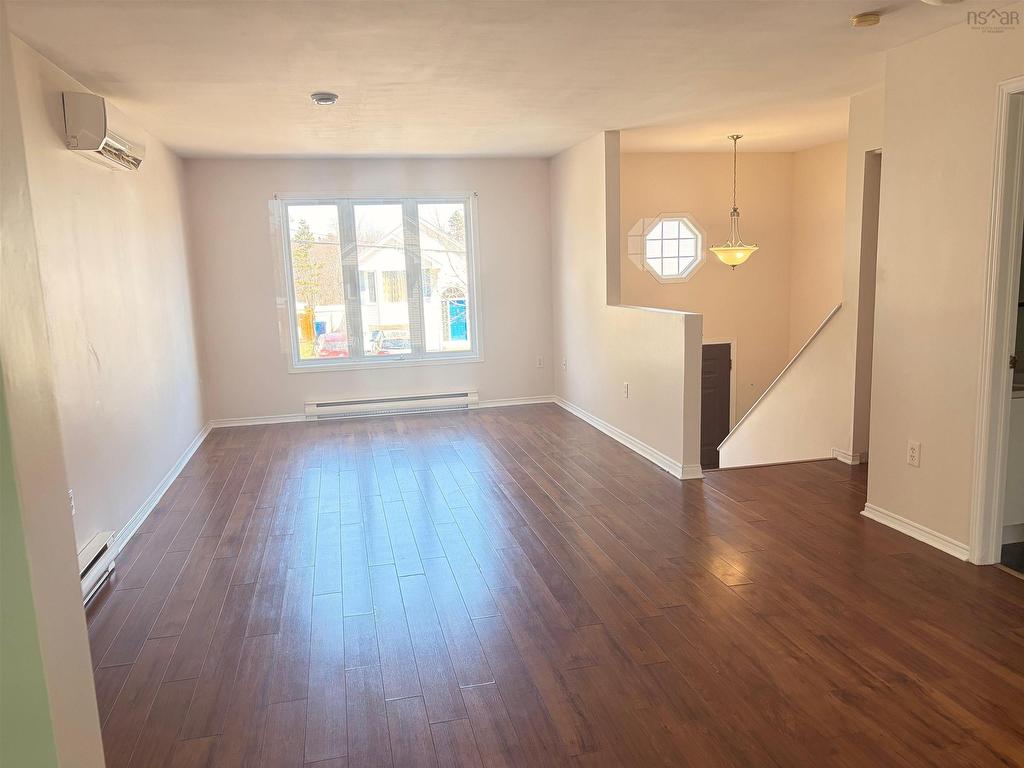 












102 Abrams Way

,
Spryfield,




NS
B3P 2S1

