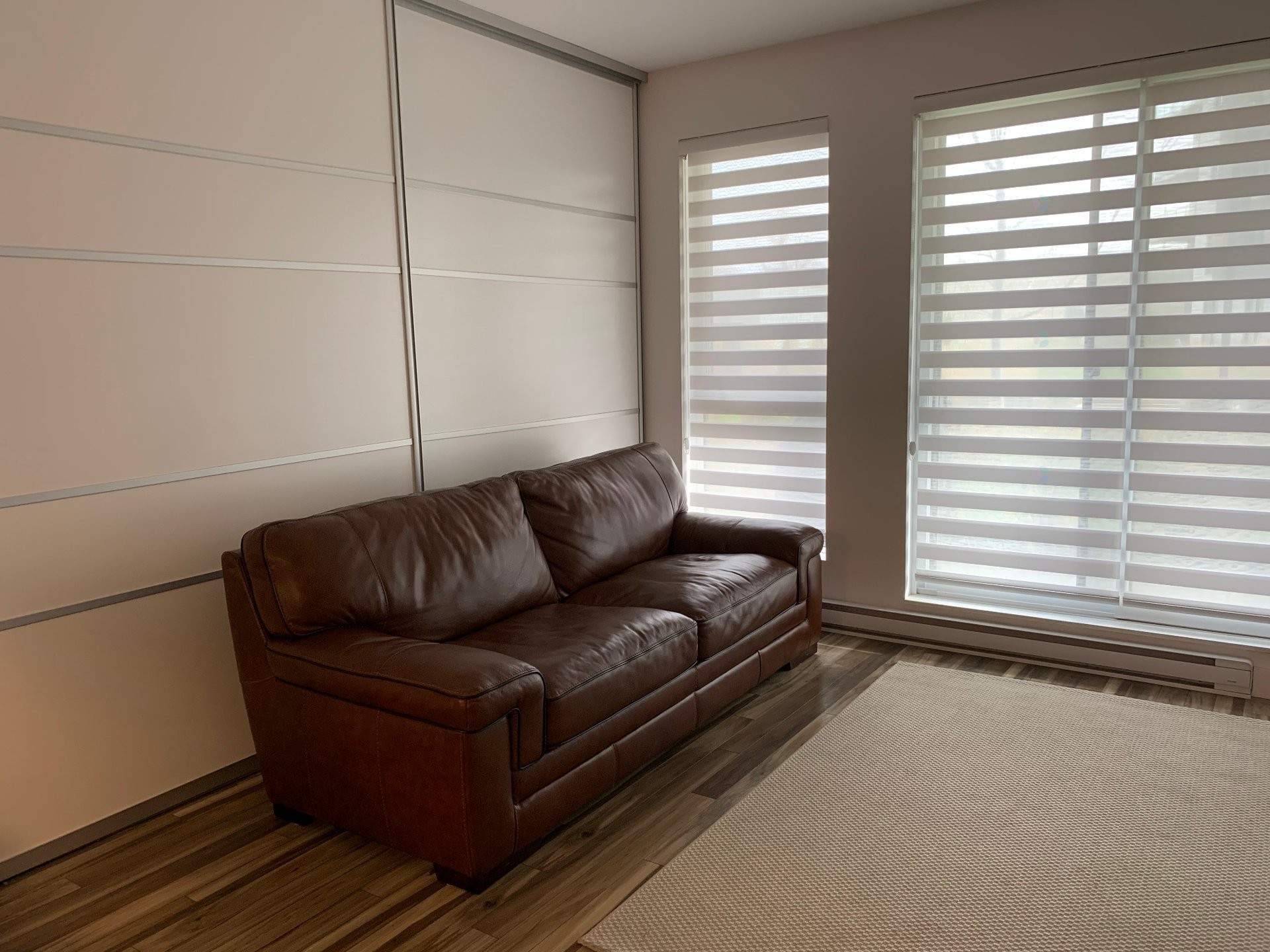 









4


Av. Donegani

, 105,
Pointe-Claire,




QC
H9R0C8


