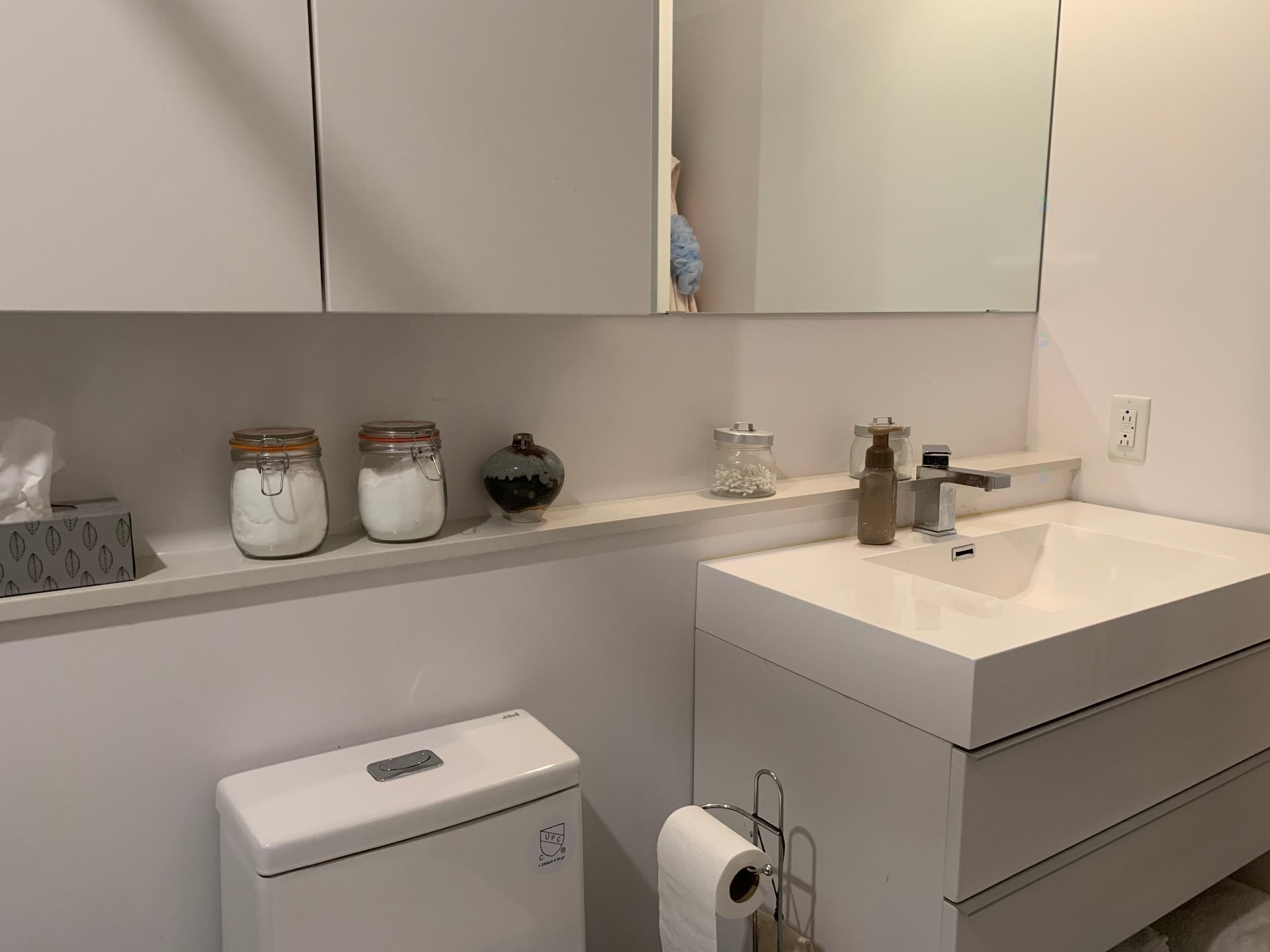 









4


Av. Donegani

, 105,
Pointe-Claire,




QC
H9R0C8

