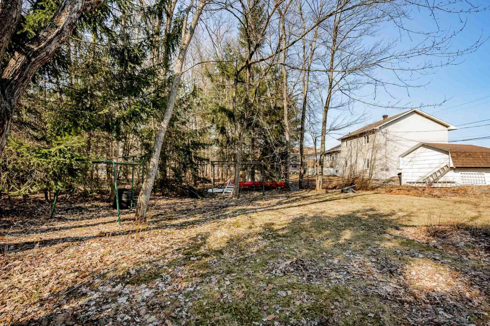 









2374


Rue Hertel

,
Sherbrooke (Les Nations),




QC
J1J2J2

