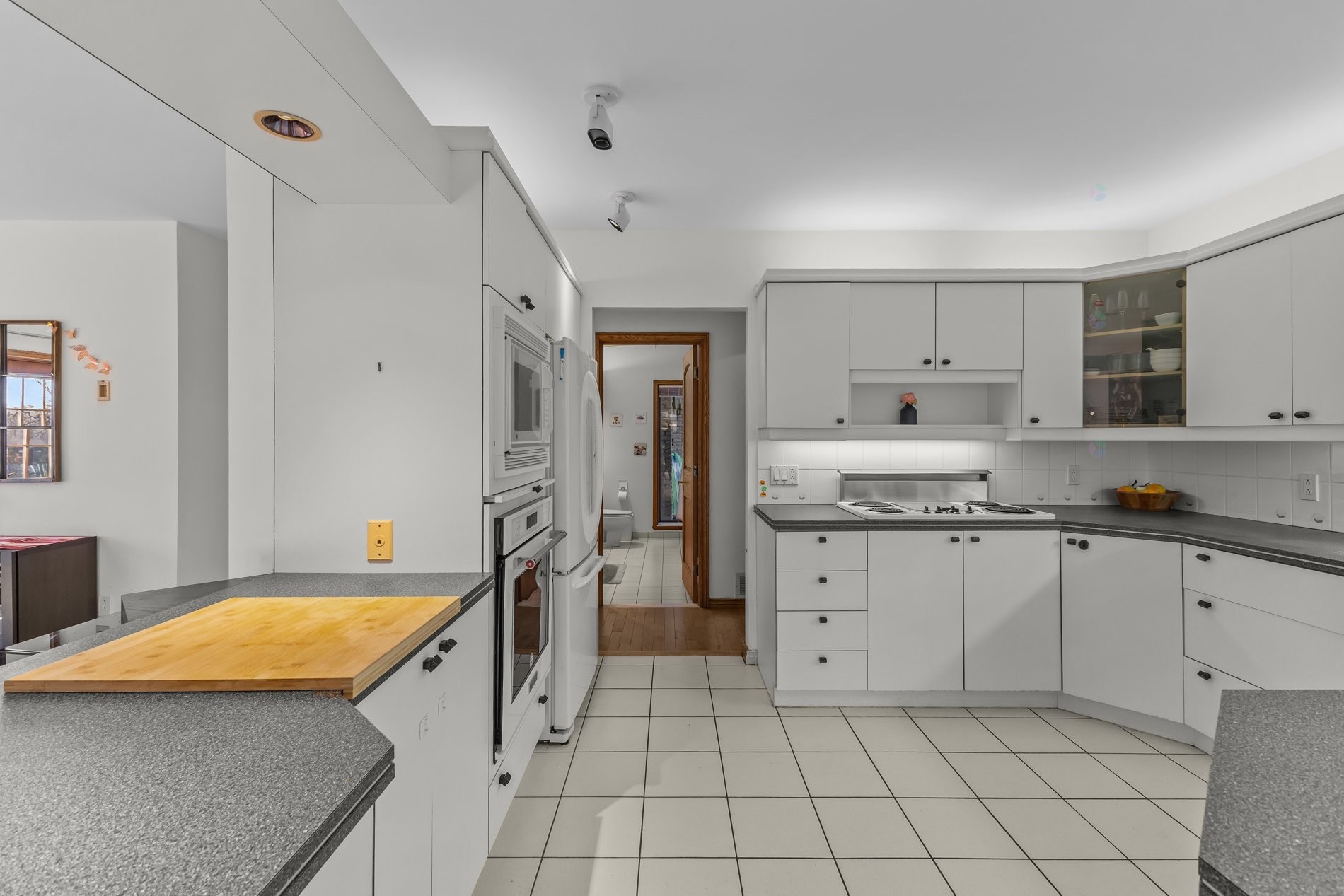 









720


Rue Léonard-De Vinci

,
Laval (Sainte-Dorothée),




QC
H7X3G9

