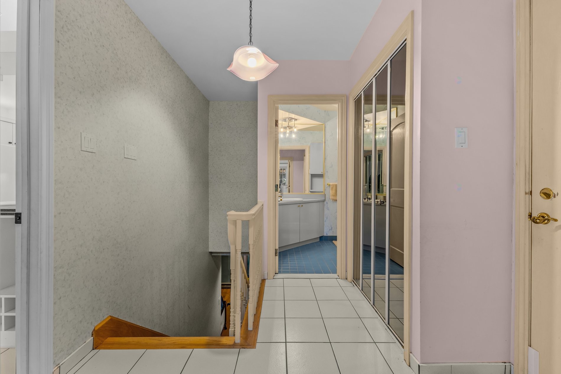 









720


Rue Léonard-De Vinci

,
Laval (Sainte-Dorothée),




QC
H7X3G9

