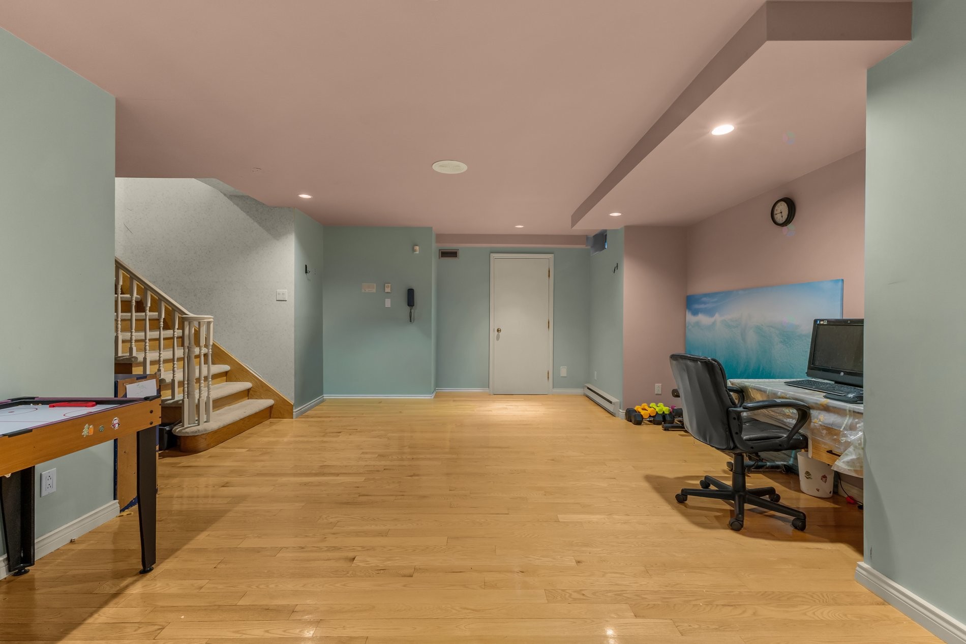 









720


Rue Léonard-De Vinci

,
Laval (Sainte-Dorothée),




QC
H7X3G9

