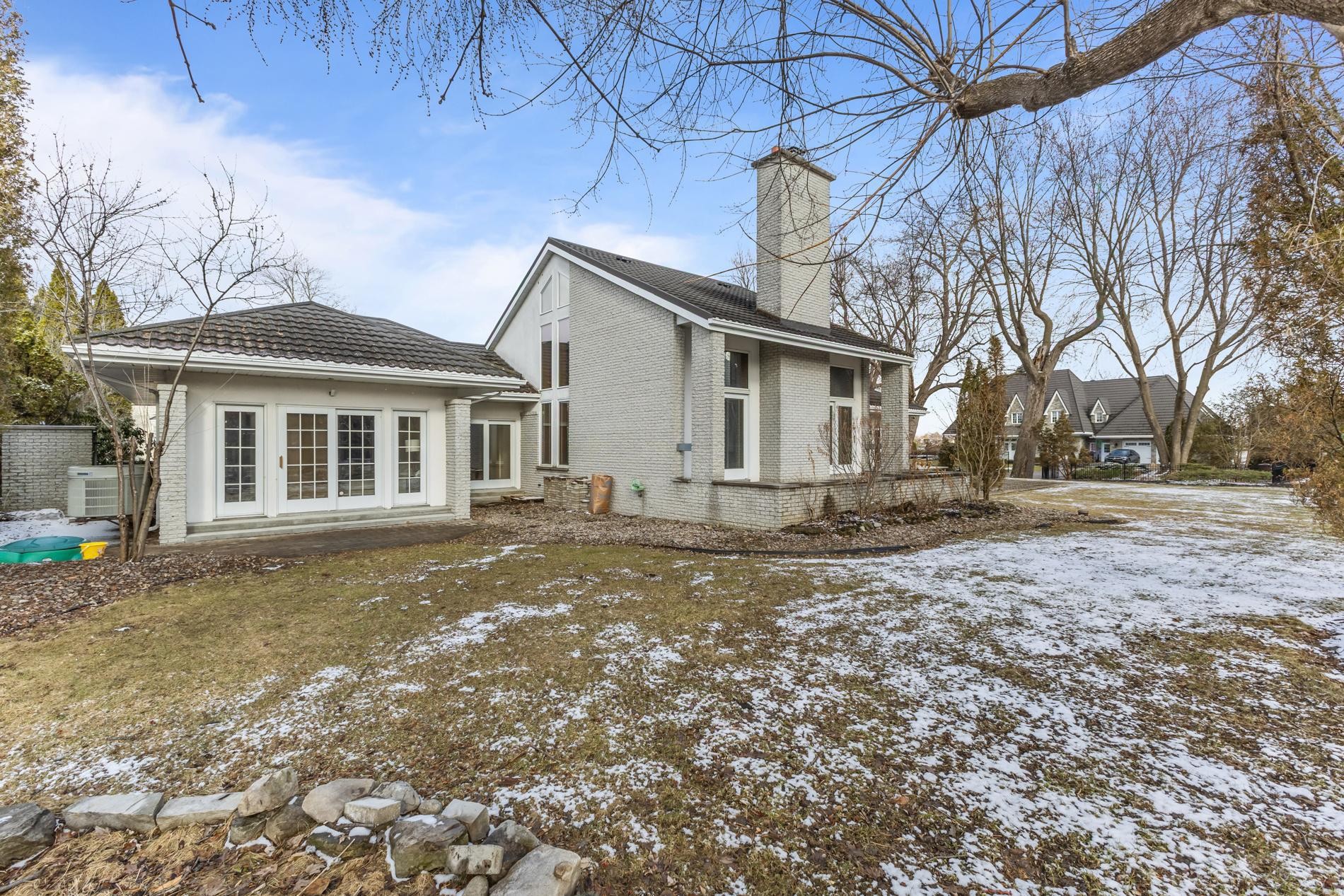 









720


Rue Léonard-De Vinci

,
Laval (Sainte-Dorothée),




QC
H7X3G9

