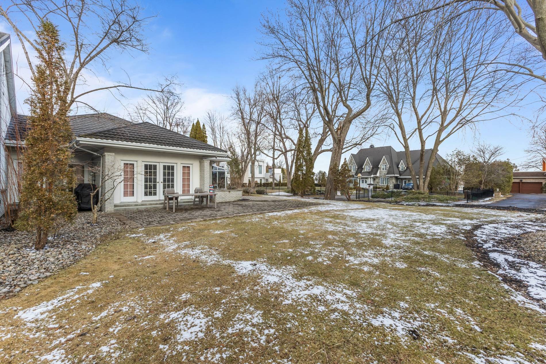 









720


Rue Léonard-De Vinci

,
Laval (Sainte-Dorothée),




QC
H7X3G9

