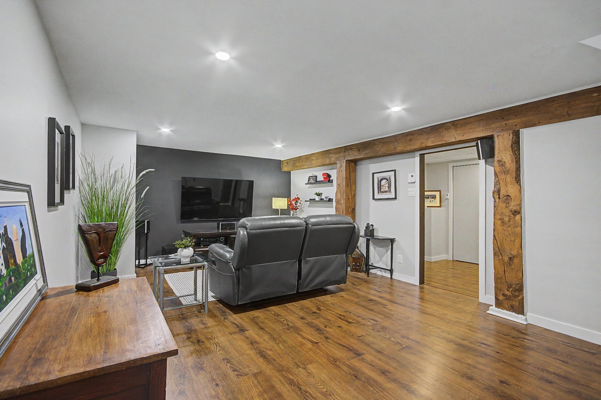 









65


Rue Staveley

,
Saint-Bruno-de-Montarville,




QC
J3V1M5

