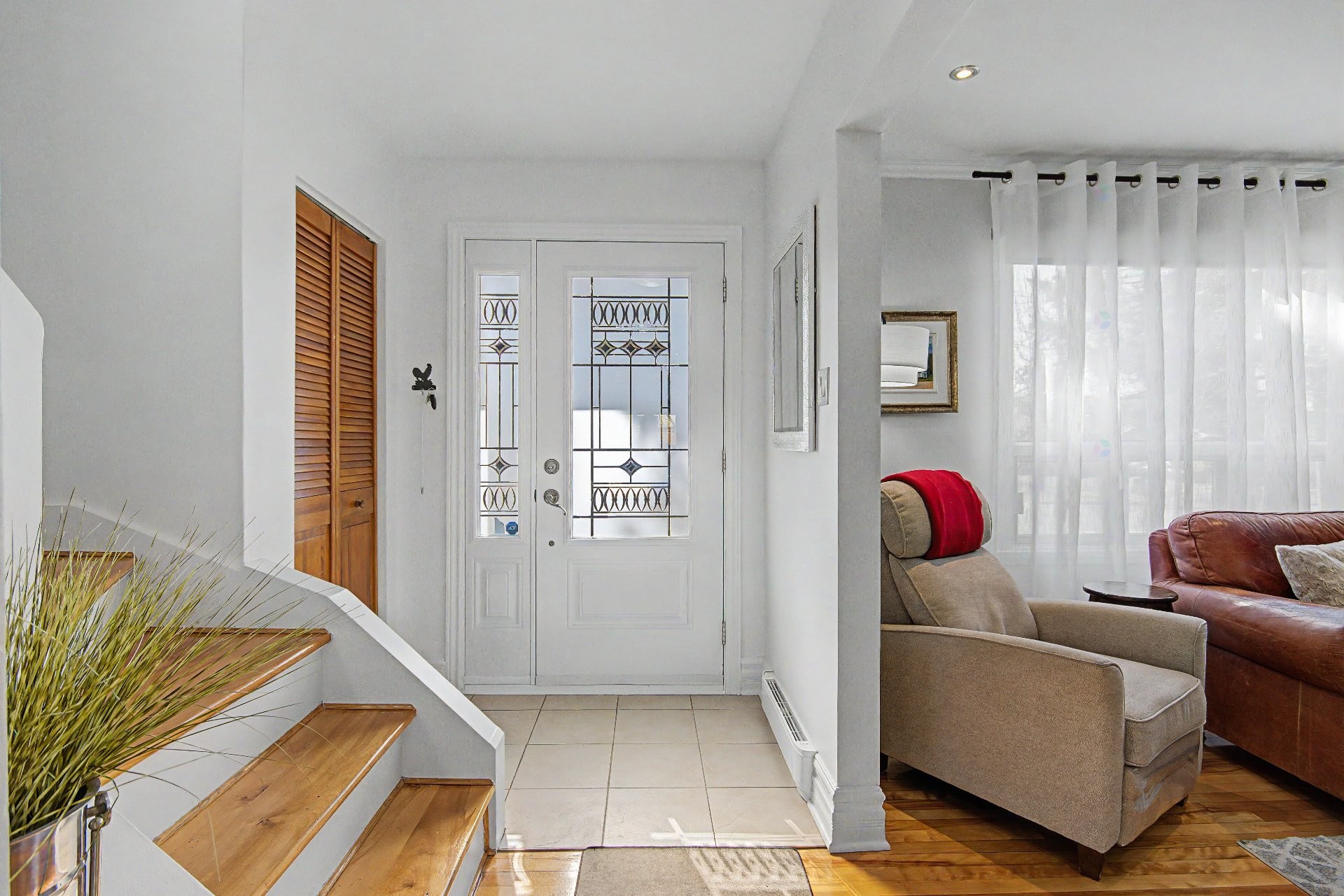 









65


Rue Staveley

,
Saint-Bruno-de-Montarville,




QC
J3V1M5

