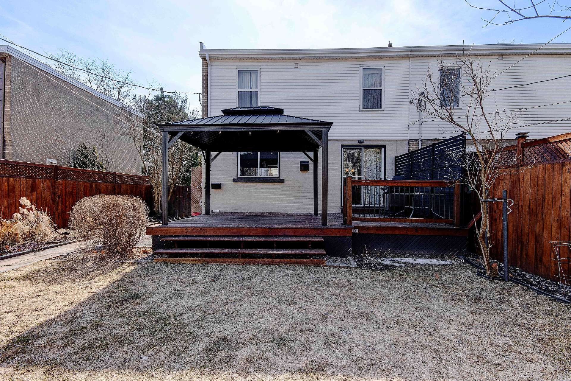 









65


Rue Staveley

,
Saint-Bruno-de-Montarville,




QC
J3V1M5

