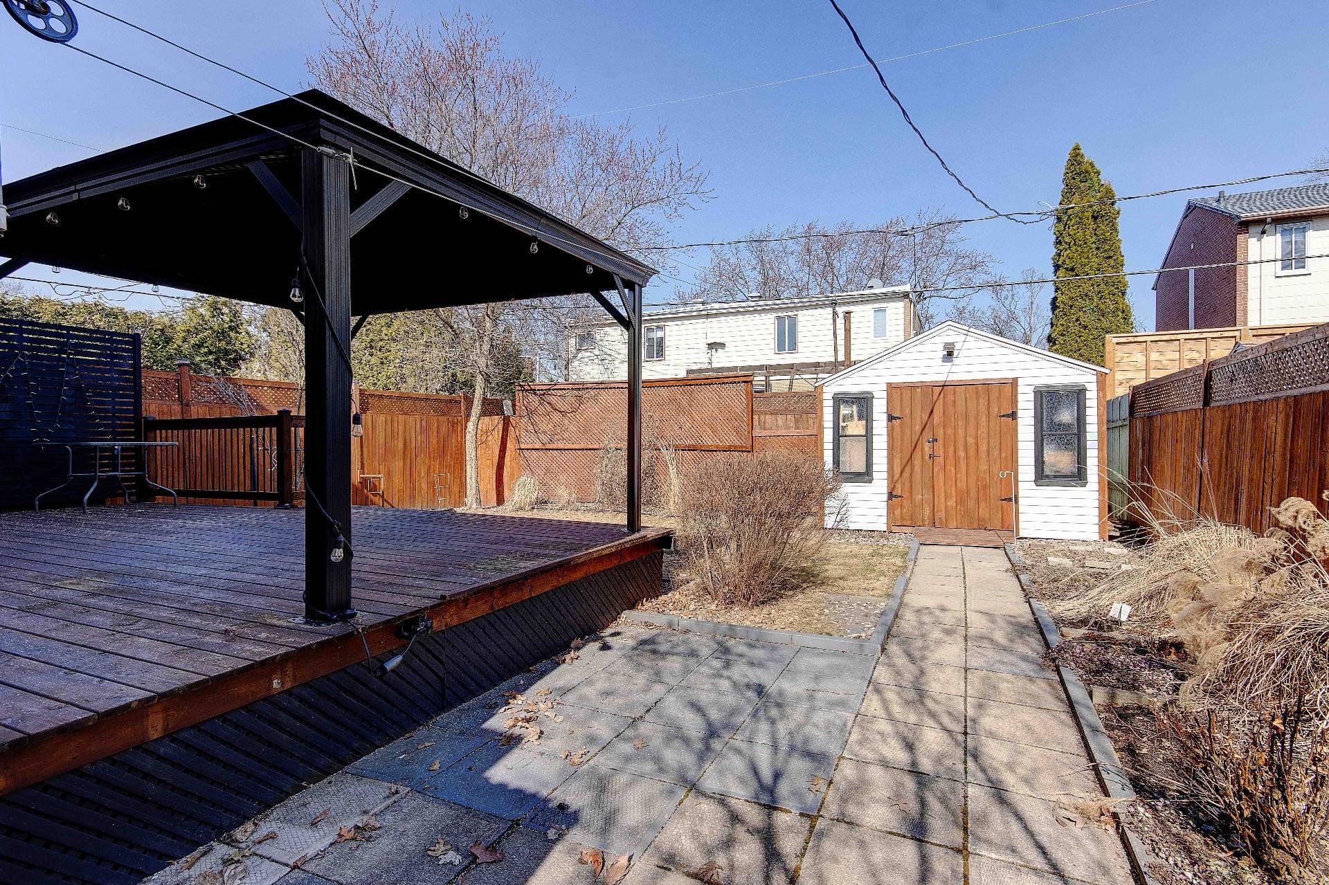 









65


Rue Staveley

,
Saint-Bruno-de-Montarville,




QC
J3V1M5

